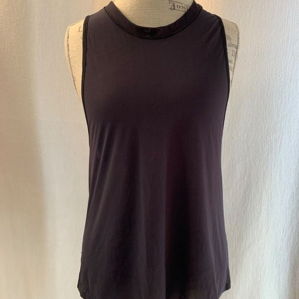 Lululemon Sexy Super Light Top. Size S/M